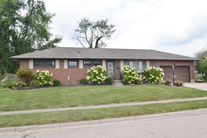 5127 Stoneridge Drive  Springfield OH 45503 photo