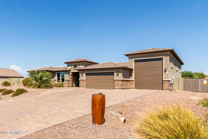 Property Photo:  6523 N 135th Drive  AZ 85307 