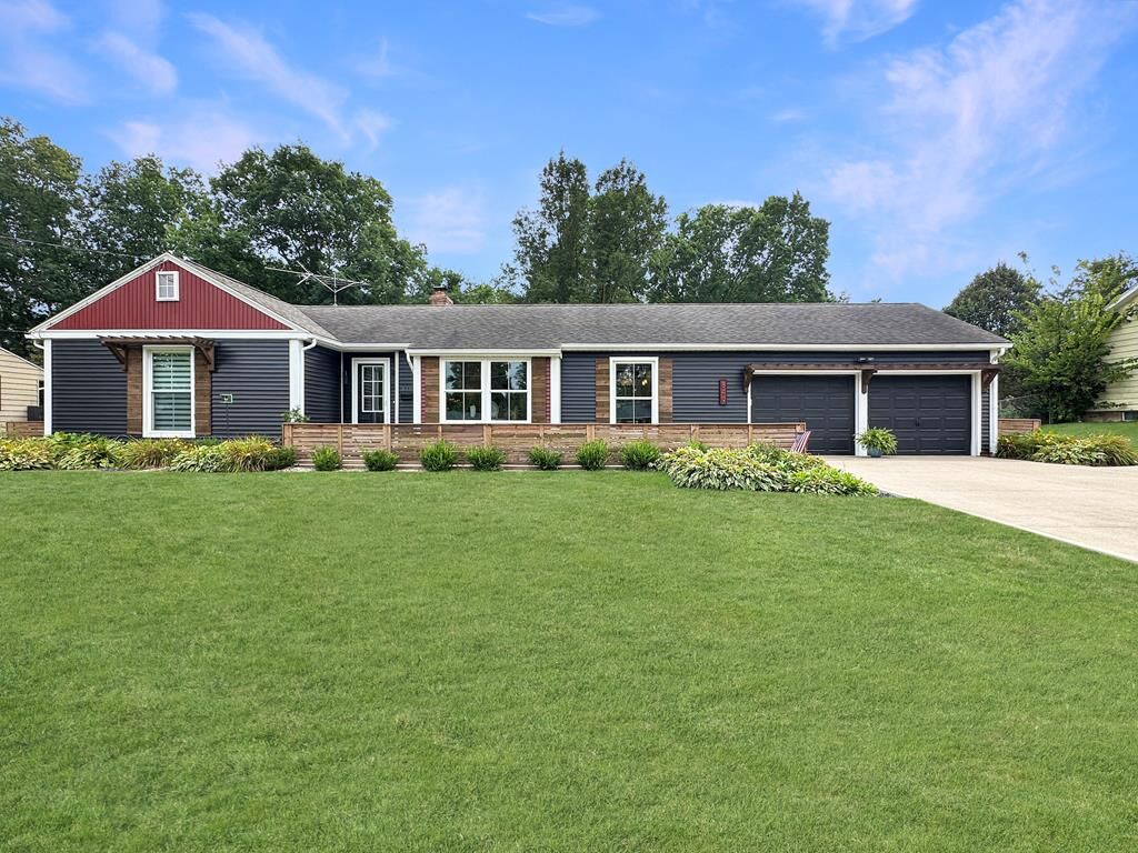 Property Photo:  849 Hillcrest Dr  OH 44805 