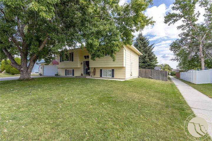 Property Photo:  1147 Minuteman St  MT 59105 