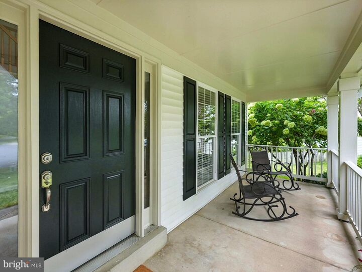 Property Photo: 42972 Deer Chase Place VA 20147