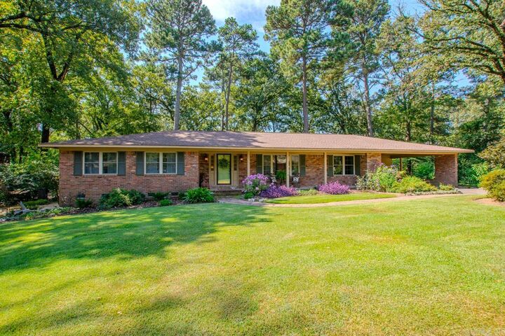 Property Photo: 2003 Lynnwood Drive AR 72015