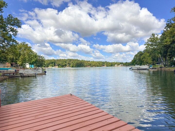 Property Photo: 152 E Lakeshore Drive AR 72529