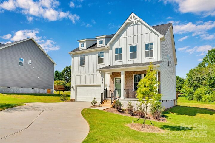 Property Photo:  1807 Country Club Road 2  NC 28092 
