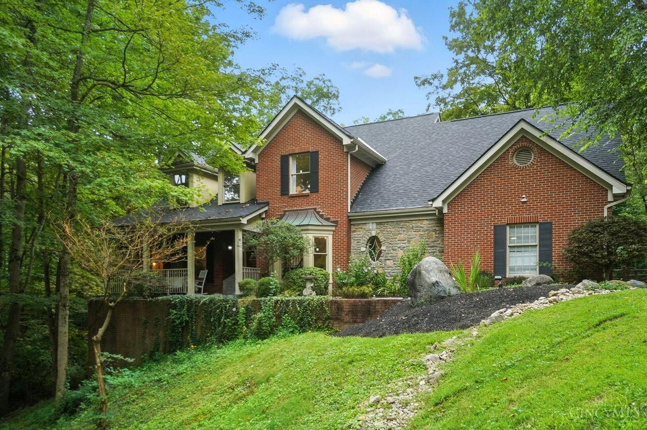 Property Photo: 1555 Sharjoy Court OH 45230