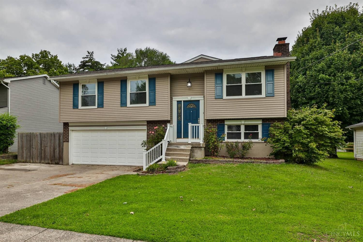 Property Photo: 10884 West Road OH 45030
