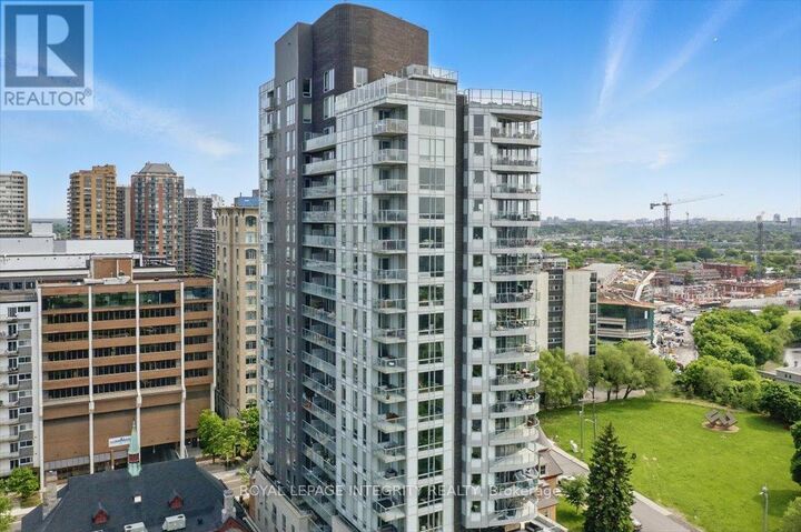 428 Sparks Street 1006  Ottawa ON K1R 0B3 photo