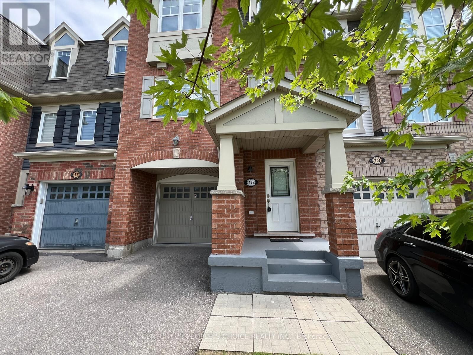 Property Photo: 15 Lanternlight Lane ON L7A 0S5