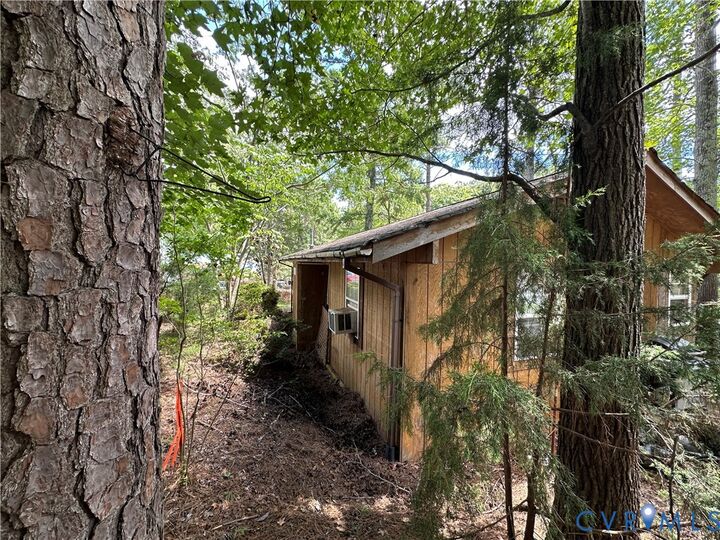 Property Photo:  421 Happy Trail  VA 23919 