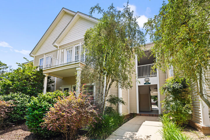 Property Photo: 1501 N Partin Drive 151 FL 32578