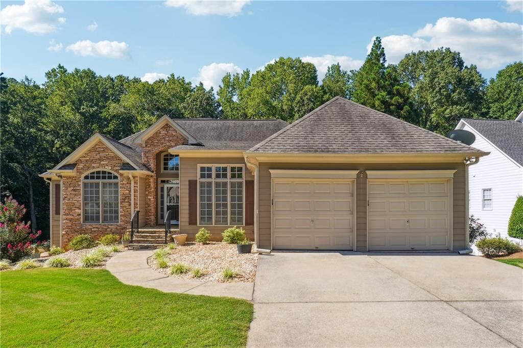 Property Photo:  468 Crestview Drive  GA 30157 