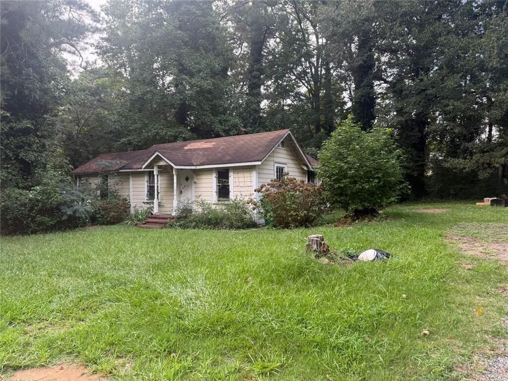 Property Photo: 4210 Rockbridge Road GA 30083