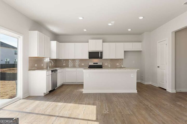 Property Photo:  4081 Trimrose Court  GA 30349 