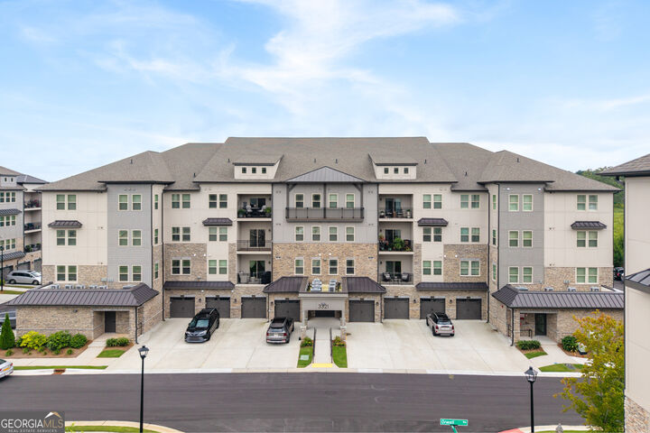 Property Photo: 3321 Orwell Way 3301 GA 30041