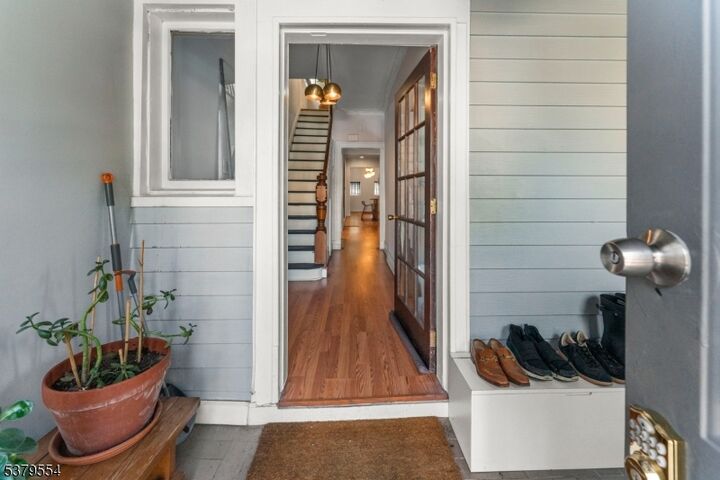 Property Photo: 187 N 6th St NJ 07107