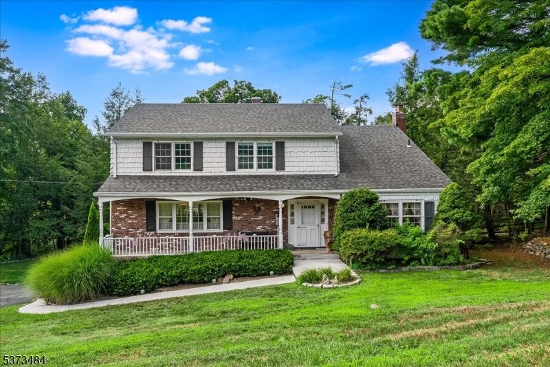 Property Photo: 5 Bisset Dr NJ 07480