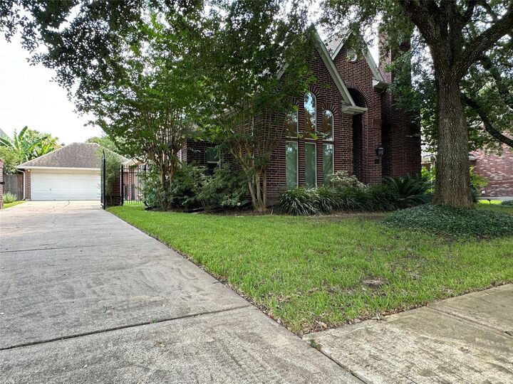 Property Photo:  3206 Oakland Drive  TX 77479 