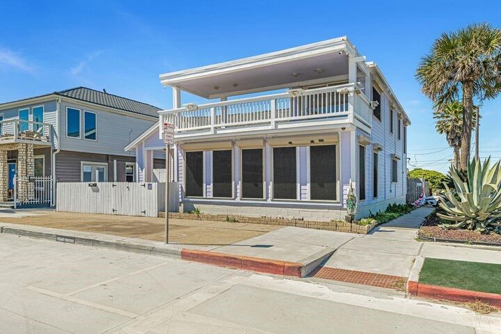 Property Photo:  3102 Avenue S  TX 77550 
