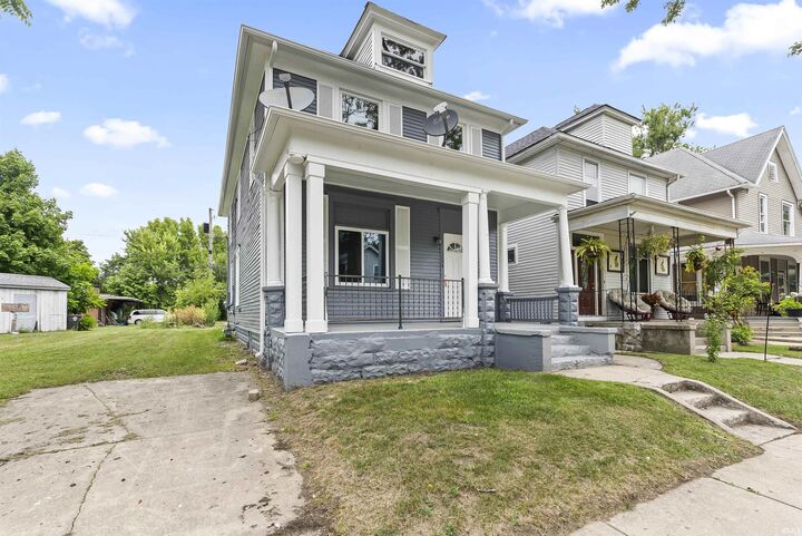 Property Photo:  1004 Lincoln Avenue  IN 46807-1148 