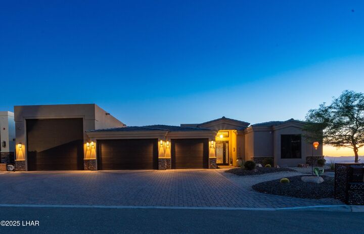 6620 Avienda Desierto Verde  Lake Havasu City AZ 86406 photo