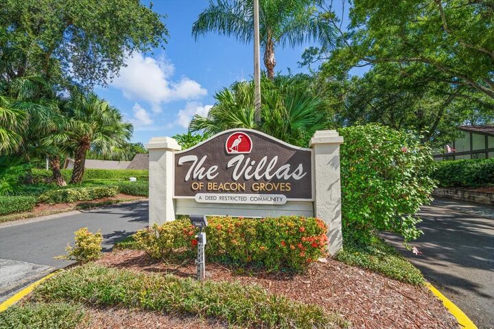 Property Photo: 2165 Corbin Place FL 34683