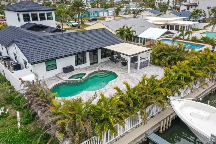 Property Photo: 16015 Redington Drive FL 33708