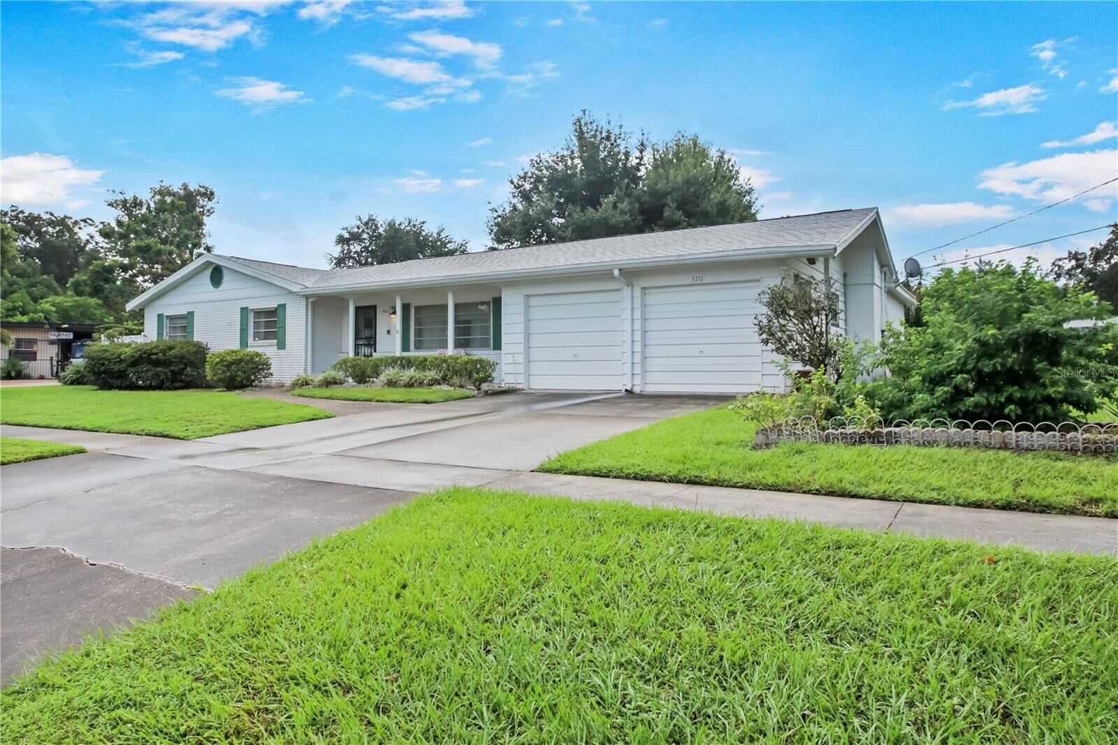 Property Photo: 5711 Eggleston Avenue FL 32810
