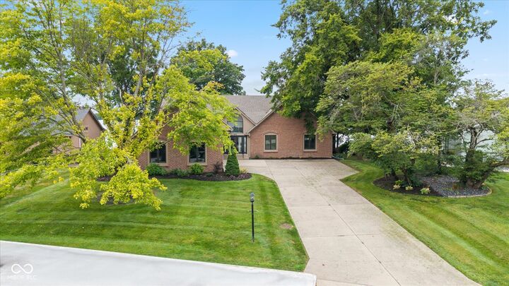 Property Photo:  103 Edgewater Drive  IN 46062 