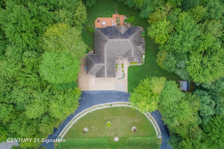 Property Photo: 2262 N Rolling Ridge Drive MI 48642