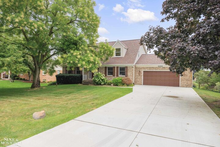 Property Photo: 64322 Tipperary Dr Drive MI 48095