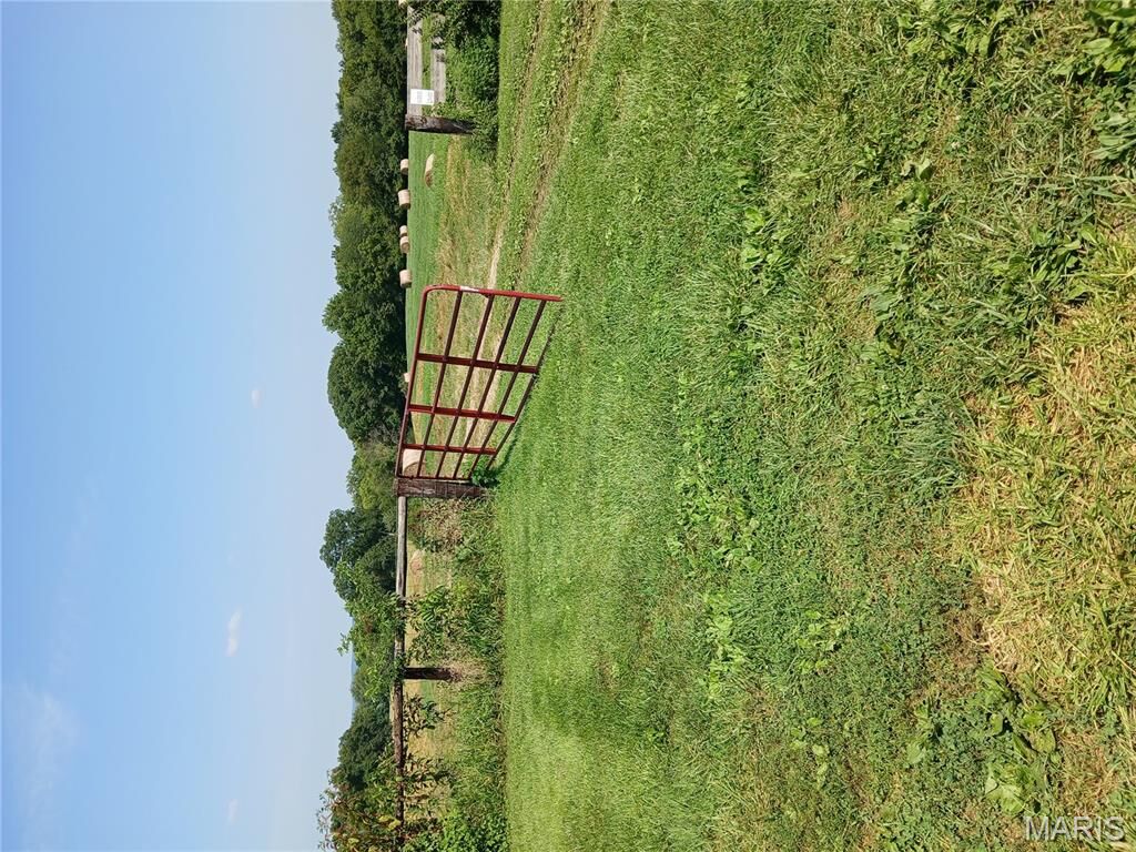 Property Photo: 2662 North Highway 79 MO 63343