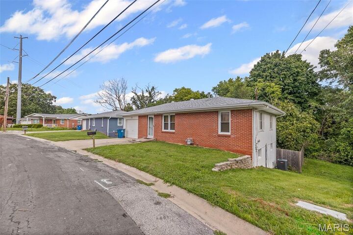 Property Photo: 519 Sullivan Street IL 62024