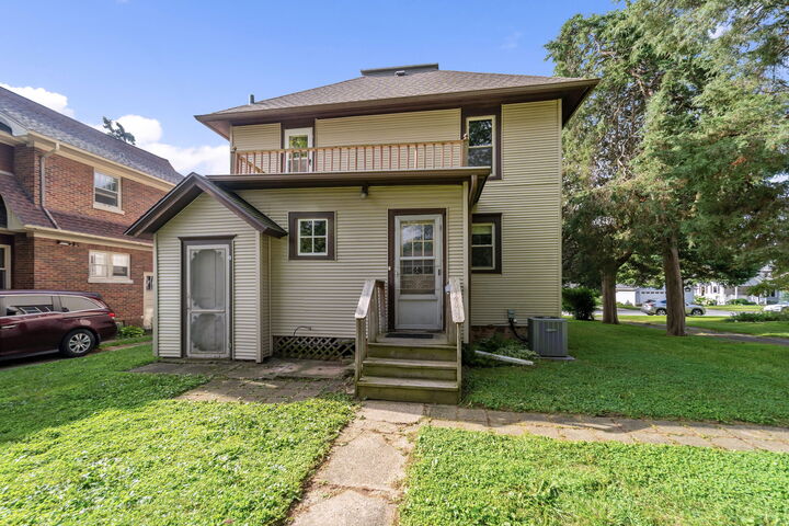 Property Photo:  210 Oakland Ave  WI 53149 