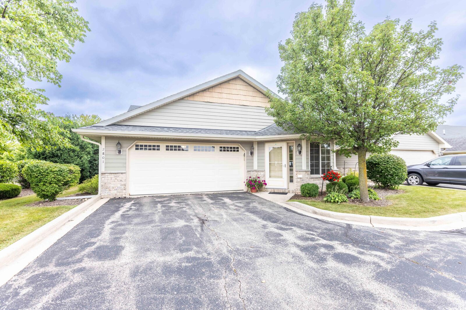 Property Photo:  2801 21st St 133  WI 53140 