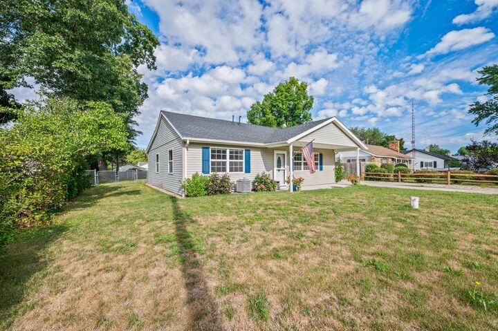 Property Photo: 2410 Rebecca Lane MI 49120