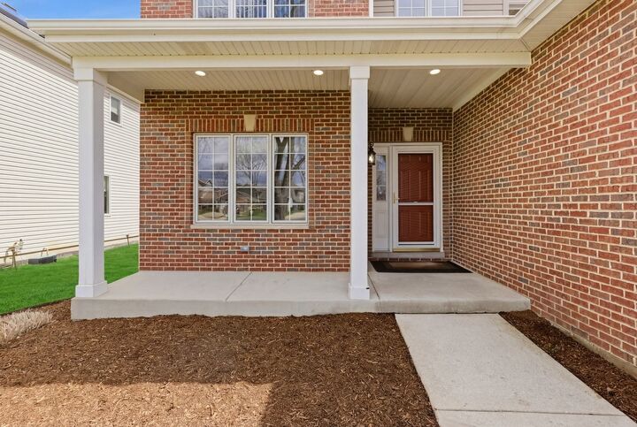 Property Photo:  1415 S Addison Avenue  IL 60148 