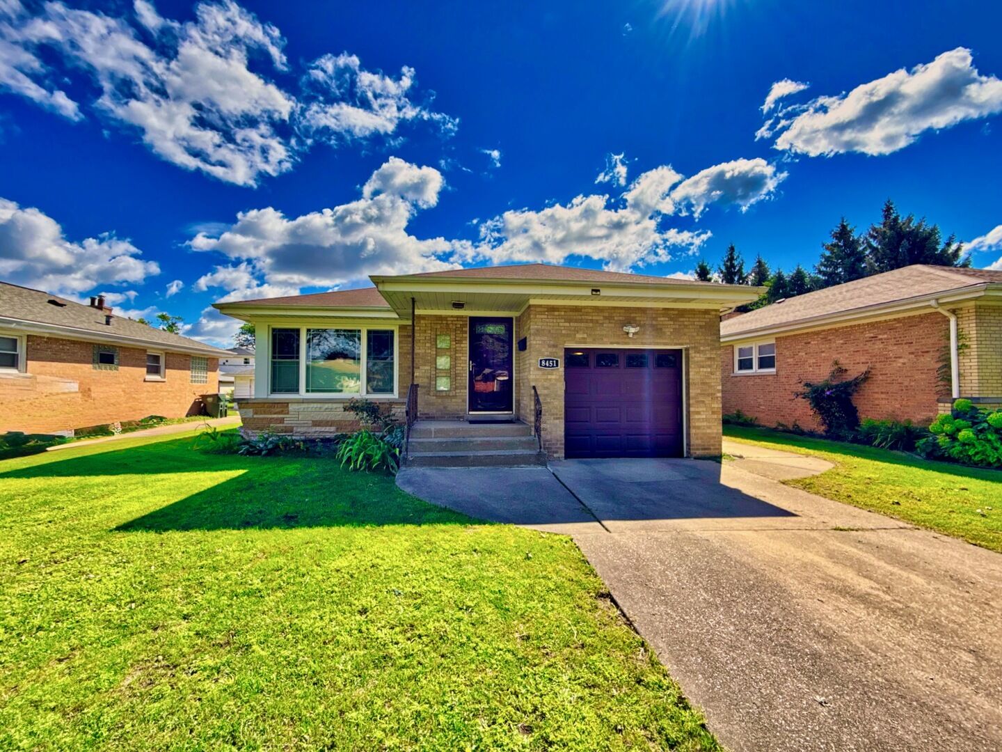 Property Photo:  8451 N Oriole Avenue  IL 60714 