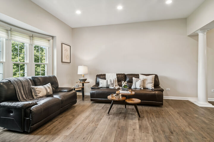 Property Photo:  175 Sycamore Drive  IL 60047 