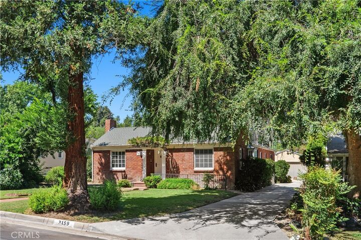 Property Photo:  3159 Redwood  CA 92501 
