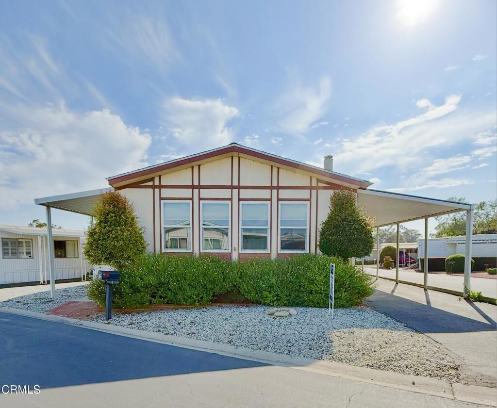 Property Photo: 75 Copland Circle 75 CA 93003