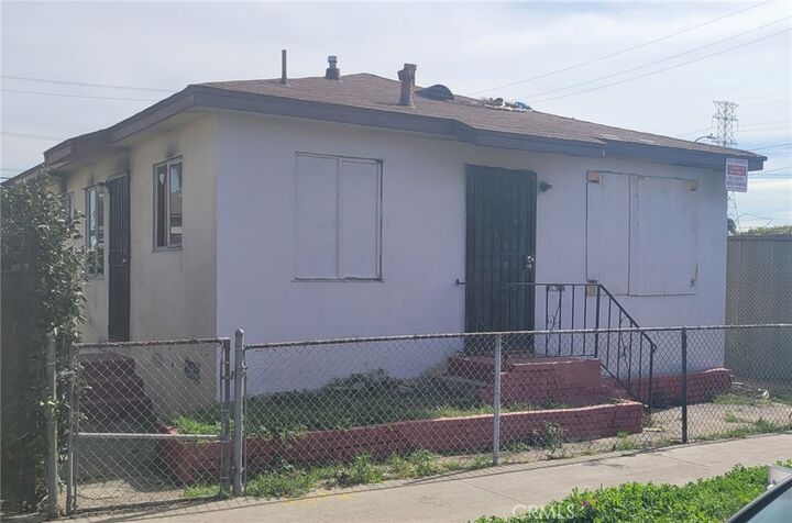 Property Photo:  9618 S Figueroa Street  CA 90003 