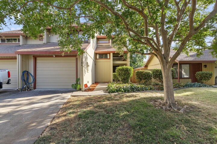 Property Photo: 2586 Lagoon Lane CA 95691
