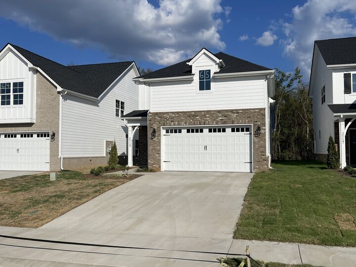 Property Photo: 2219 Barringer Ln TN 37128