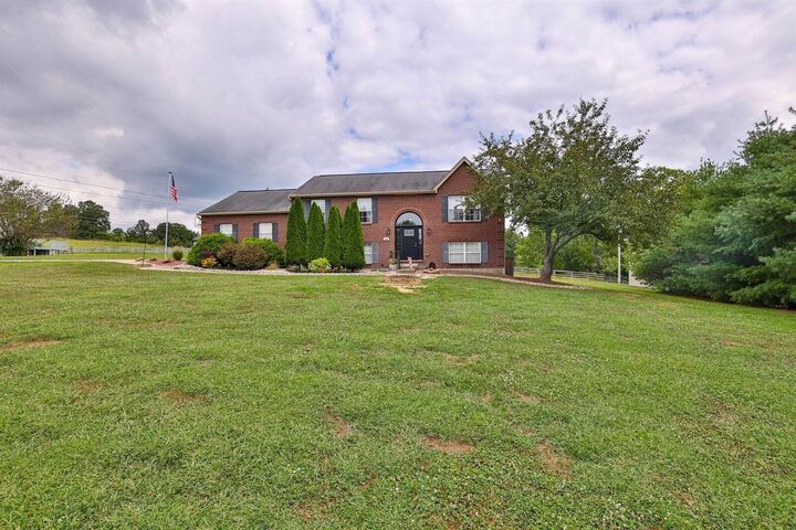 Property Photo: 744 Kenton Station Road KY 41001