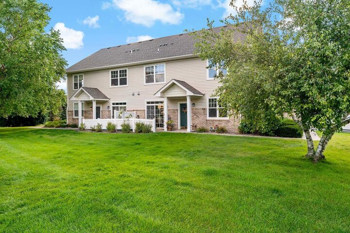 Property Photo: 20435 Kensfield Trail 704 MN 55044