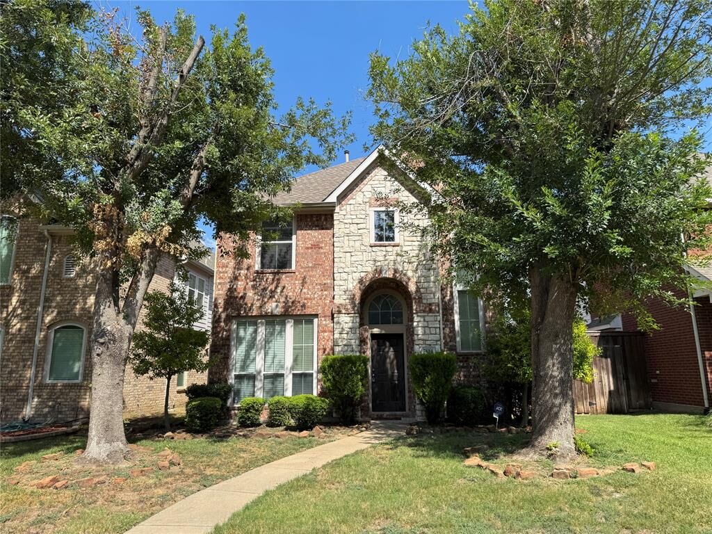 Property Photo: 7414 Danbridge Lane TX 75035