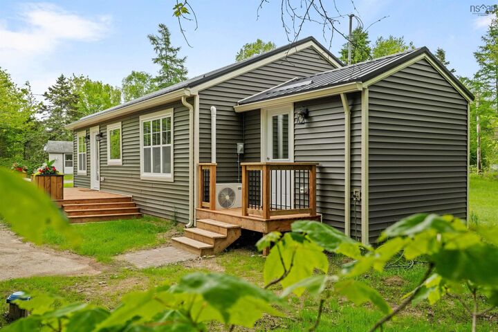 Property Photo: 7 Daylily Lane NS B0J 1L0