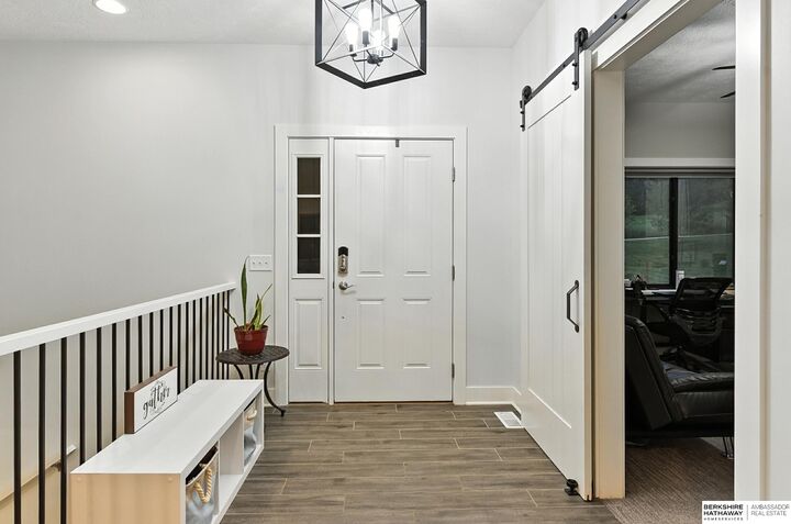 Property Photo: 6063 Glen Oaks Drive NE 68023
