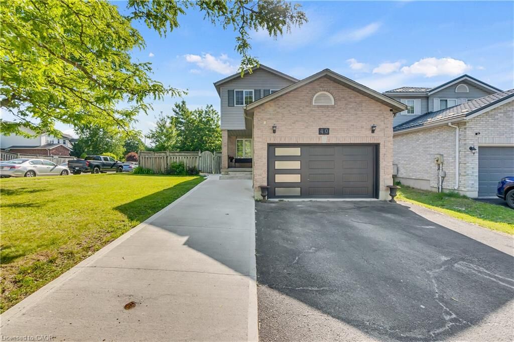 Property Photo:  40 Alderson Drive  ON N3C 4C5 
