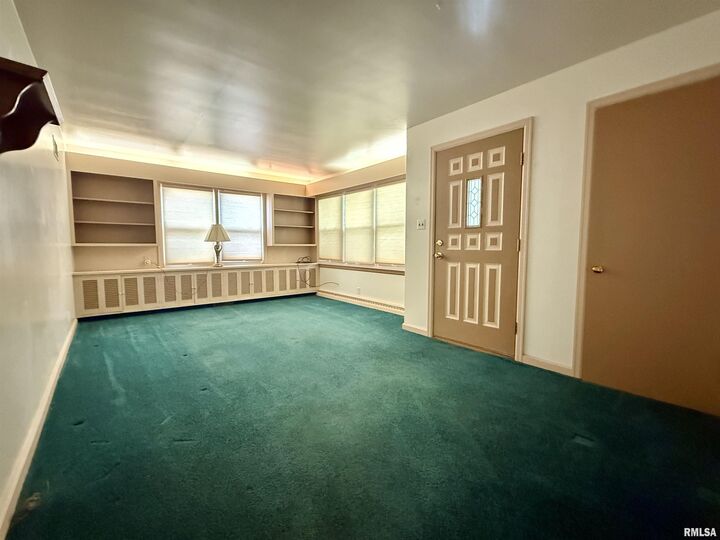 Property Photo: 1462 Willard Street IL 61401